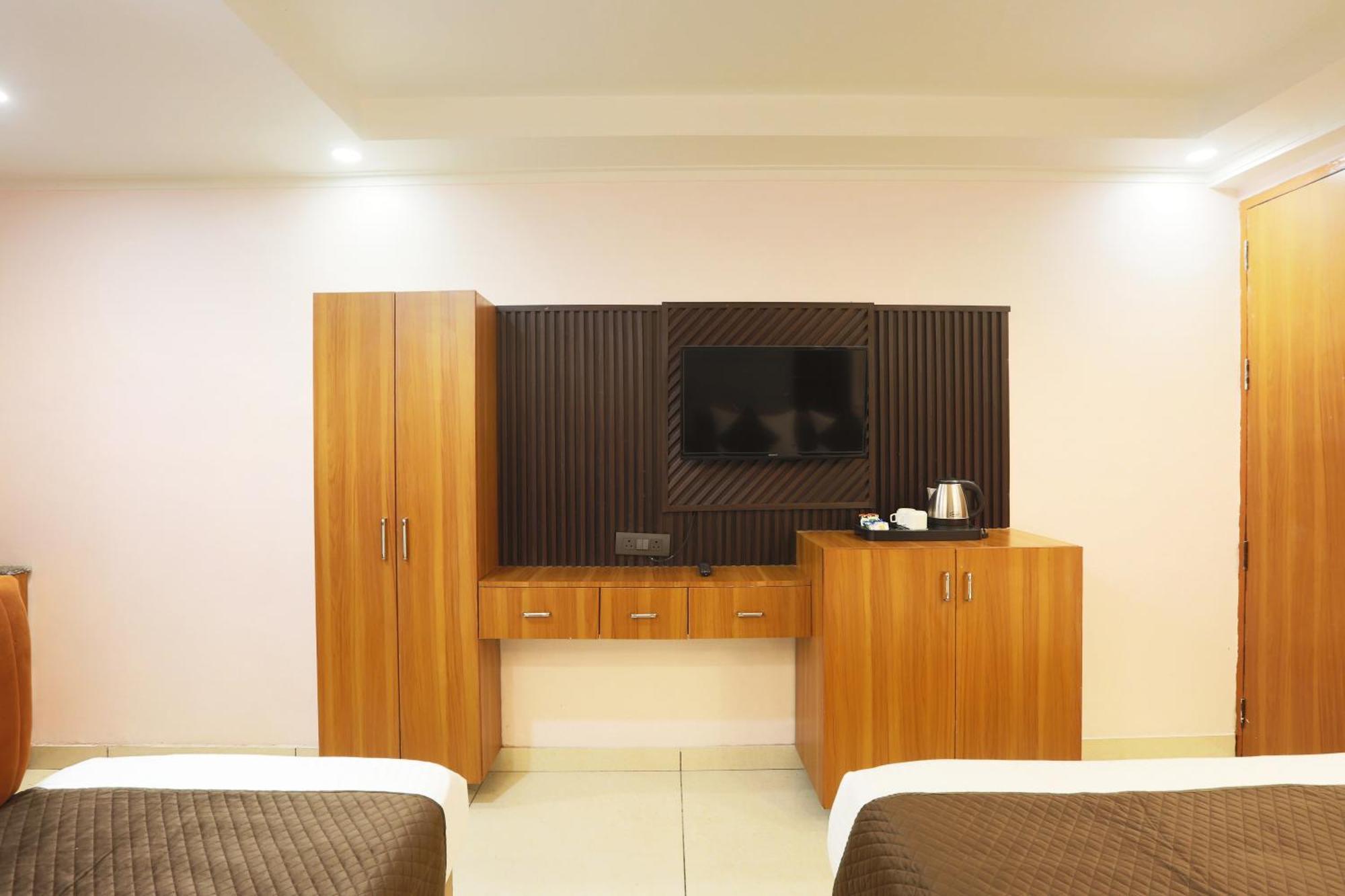 Hotel Aerostay Residency Igi Airport Delhi New Delhi Exterior foto